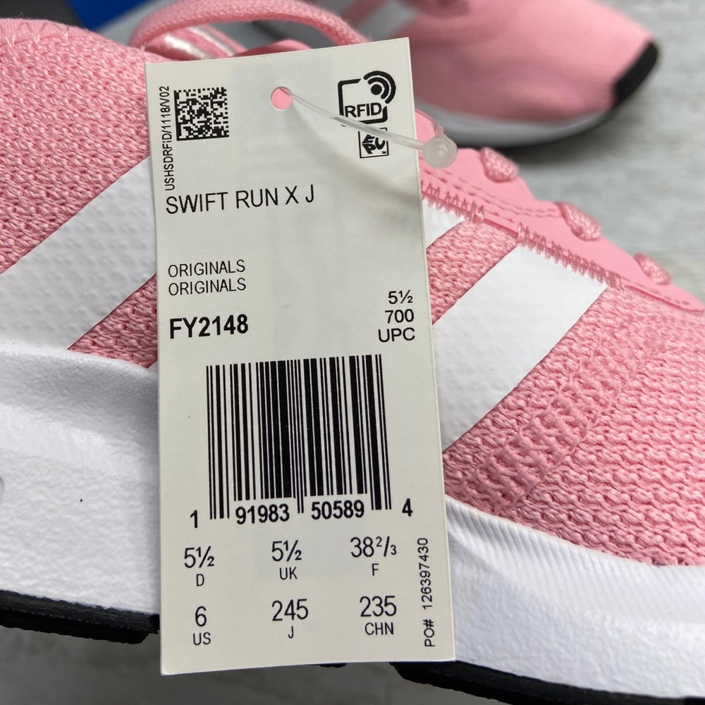 Adidas Swift Run running shoes - Picture 9 of 11